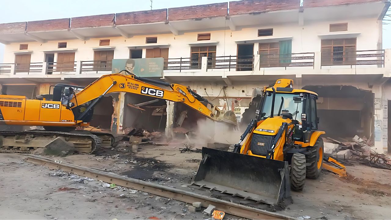 Supreme Court hearing on bulldozer action updates: Bench extends stay on illegal demolitions