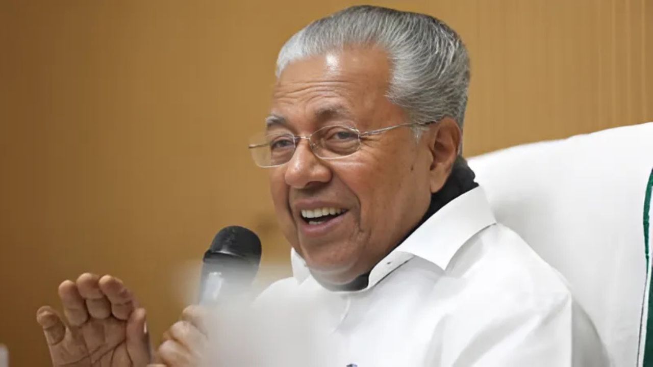 Pinarayi Criticizes BJP Leader’s “Kerala is Mini Pakistan” Remarks on Rahul-Priyanka Wins, While Congress Claims CPI(M) Set the Stage